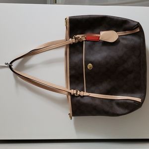 Coach Dark Brown and Tan Shoulder Bag